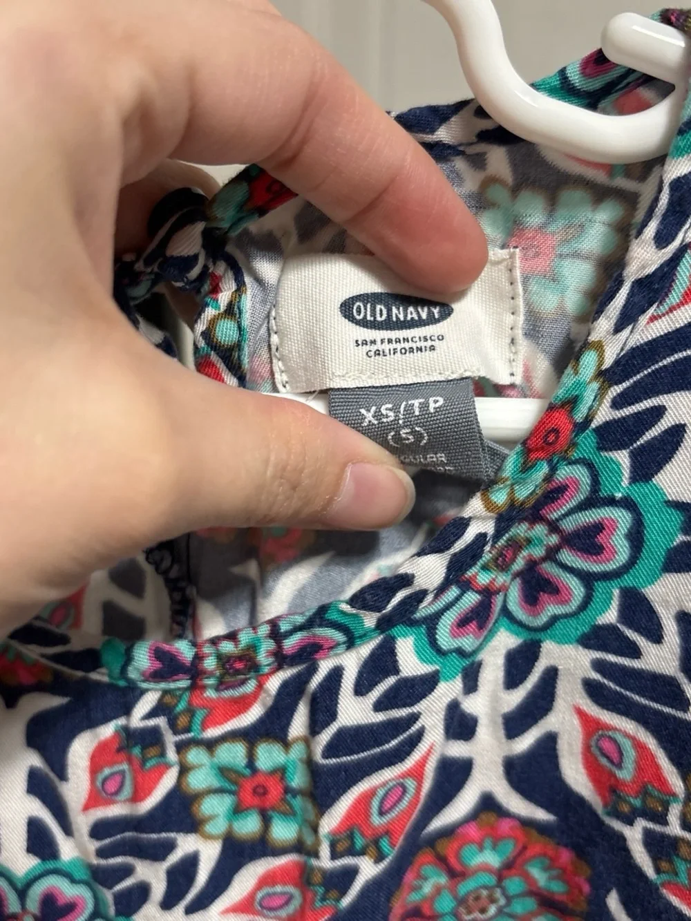 Old Navy Navy Floral Geometric Peplum Tunic with Teal & Coral Accents